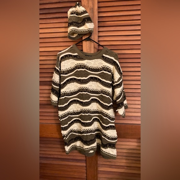 Rare Coogi knitted shirt & matching hat - Picture 3 of 5